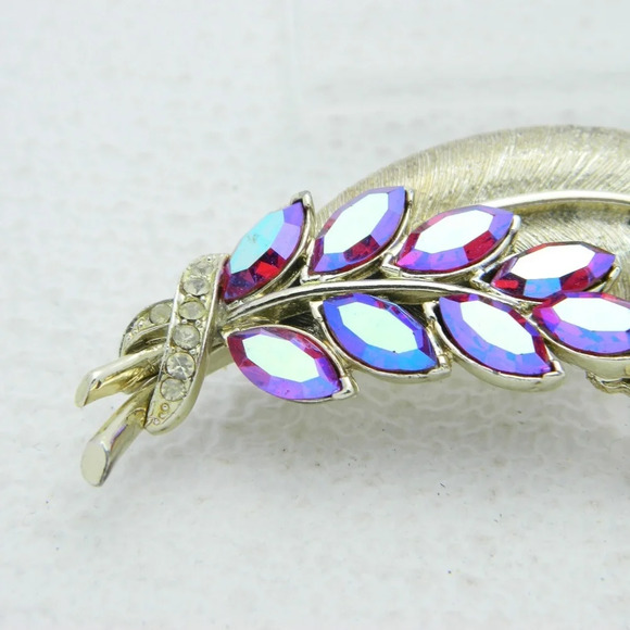 Coro Broooch - Picture 3 of 5